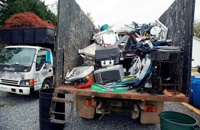 Junk Hauling, Wellington Junk Removal and Trash Haulers